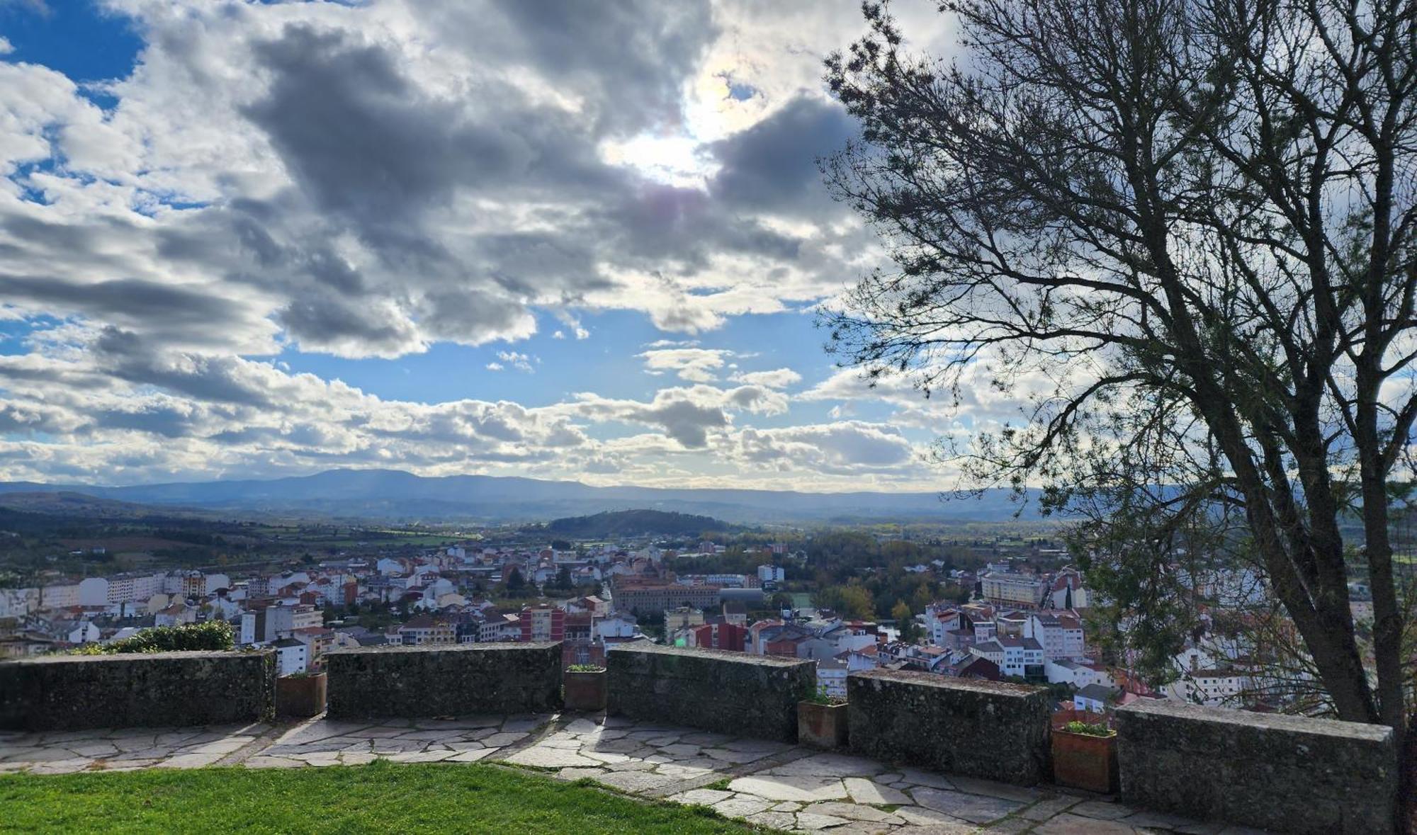 O Refuxio Do Rio Villa Monforte De Lemos Eksteriør billede